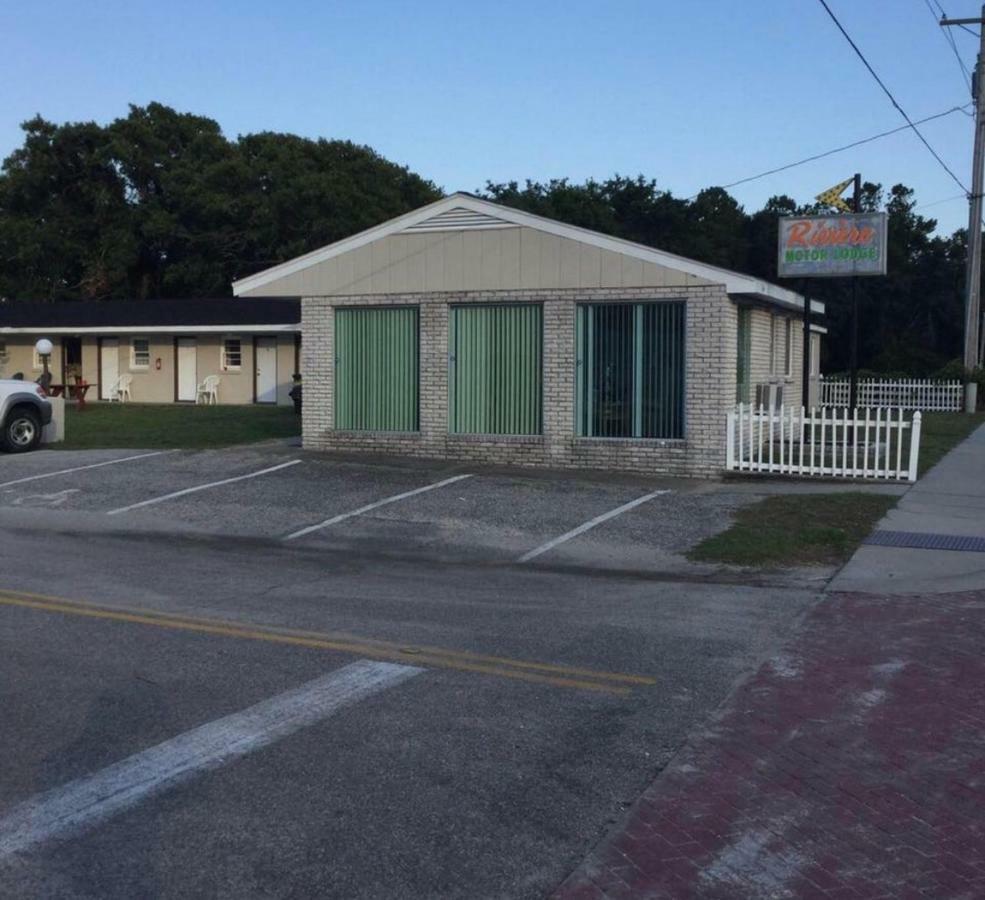 Riviera Motor Lodge Atlantic Beach Exterior photo